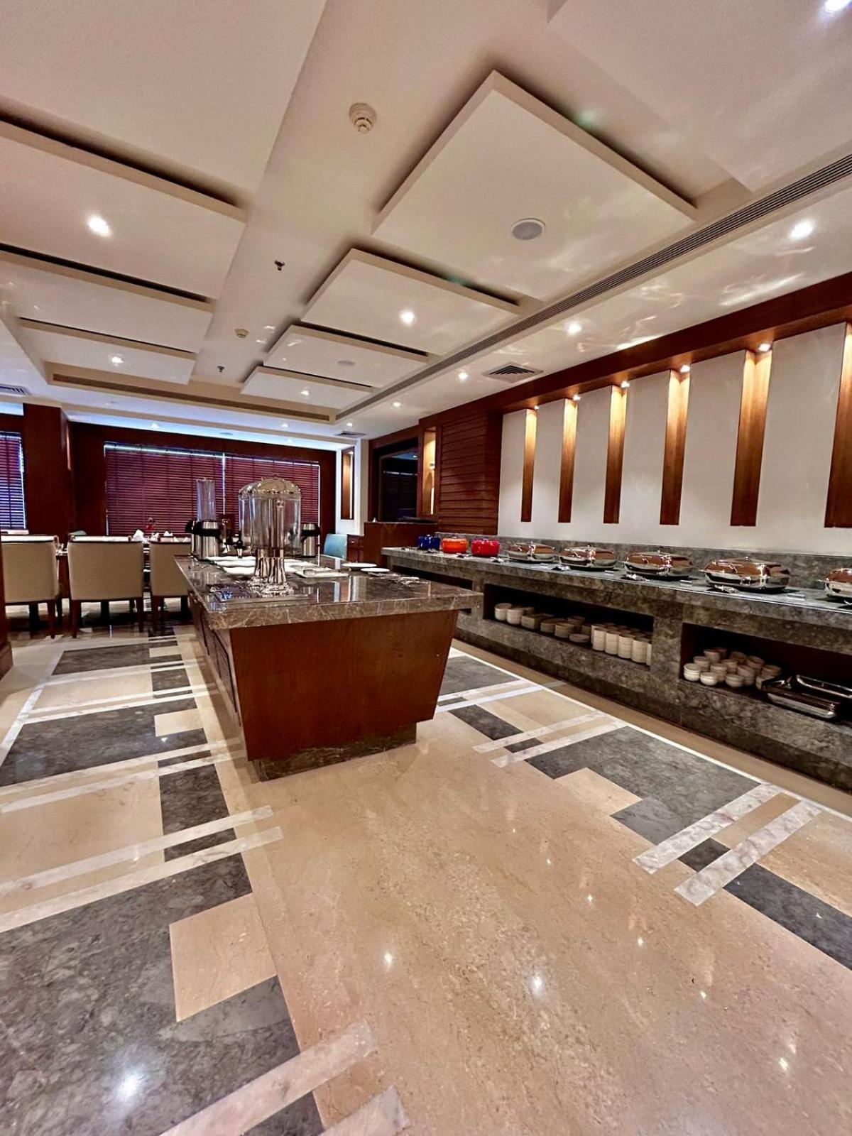 Best Western Plus Amritsar Buitenkant foto