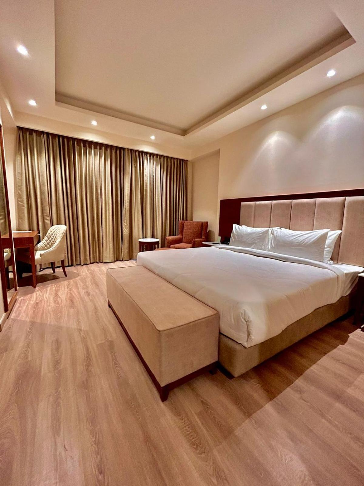Best Western Plus Amritsar Buitenkant foto