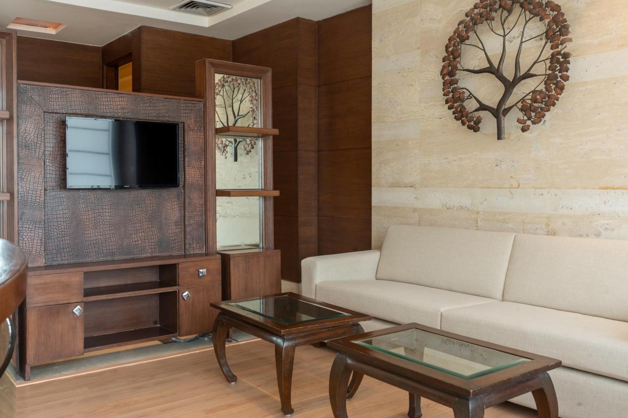 Best Western Plus Amritsar Buitenkant foto